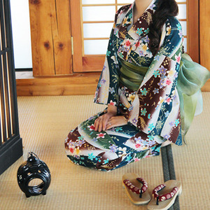 츠보미 유카타 4set [일본 전통 의상 여성 기모노 패턴]